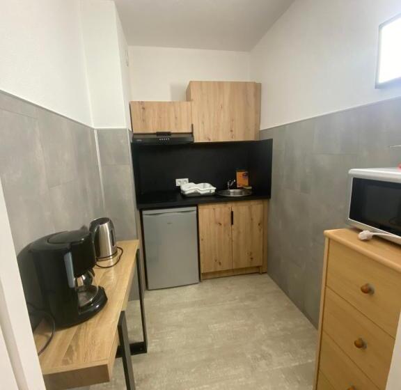 Отель Restaurant De La Paix