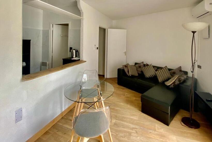 Отель Restaurant De La Paix