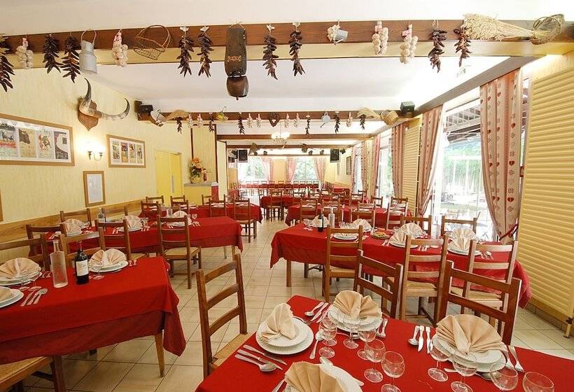فندق Restaurant Des Thermes