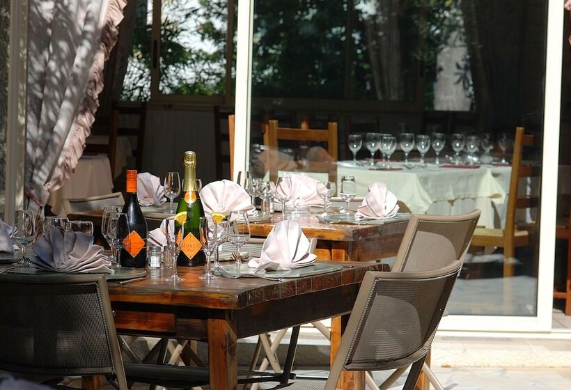 ホテル Restaurant Des Thermes