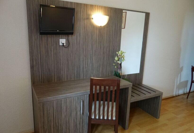 ホテル Restaurant Des Thermes