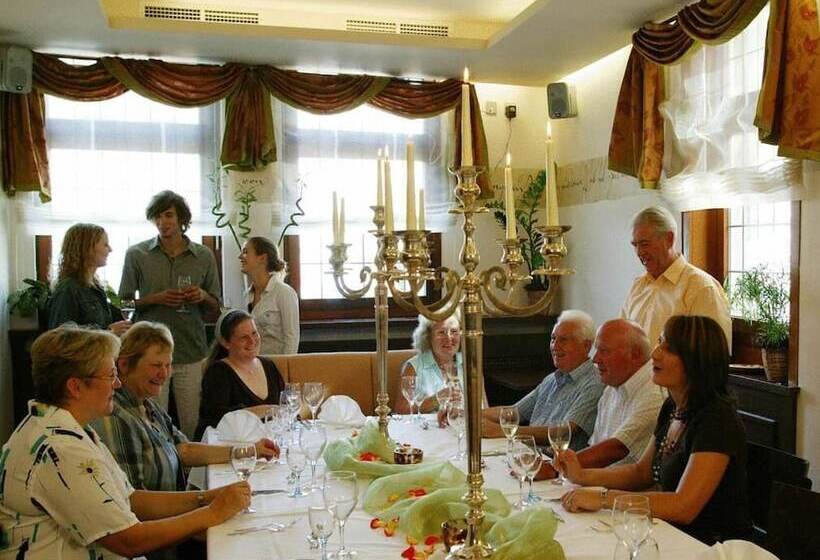 Отель Restaurant Goldener Engel