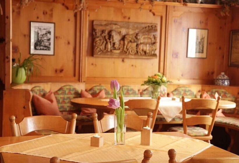 Отель Restaurant Zum Kirschbaum