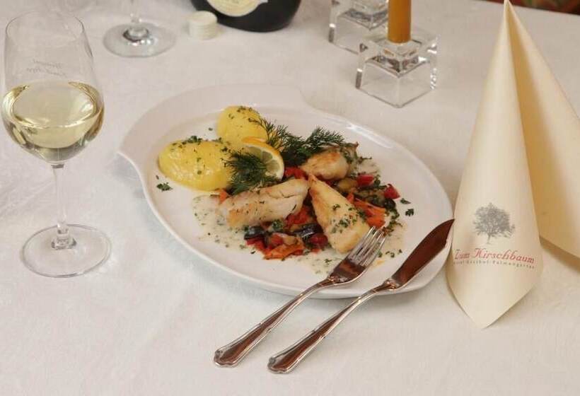 Отель Restaurant Zum Kirschbaum