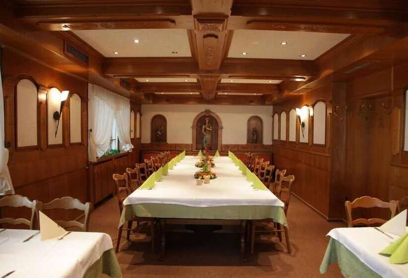 בית מלון כפרי Restaurant Zum Kirschbaum