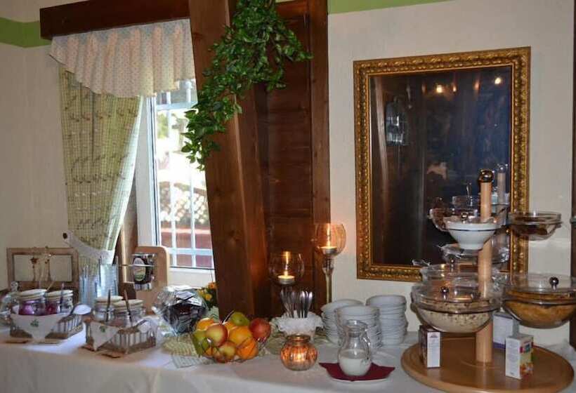 Отель & Restaurant Zur Linde