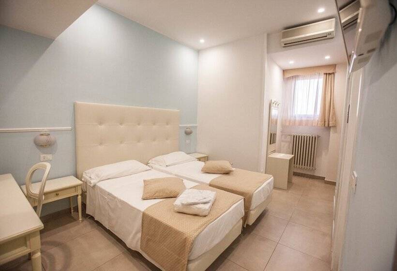 בית מלון כפרי Ristorante Continental