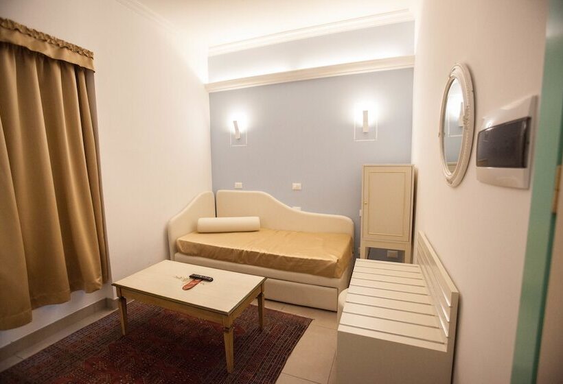 בית מלון כפרי Ristorante Continental