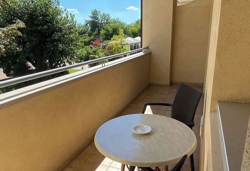 בית מלון כפרי Ristorante Primavera