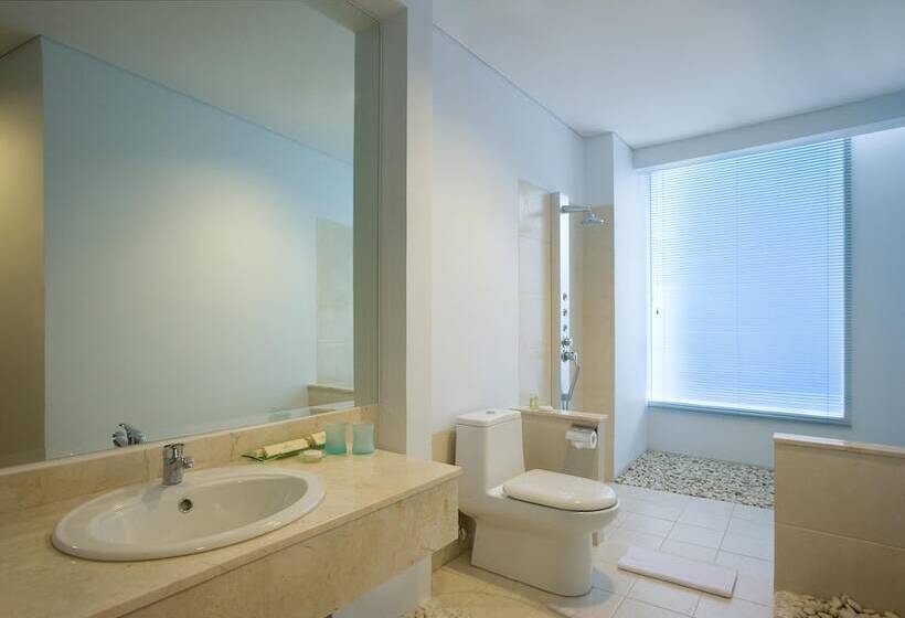 Отель Santika Bangka