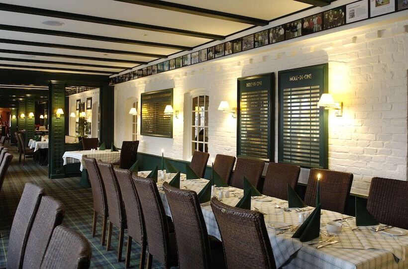 فندق Schloss Ludersburg Golf & Spa