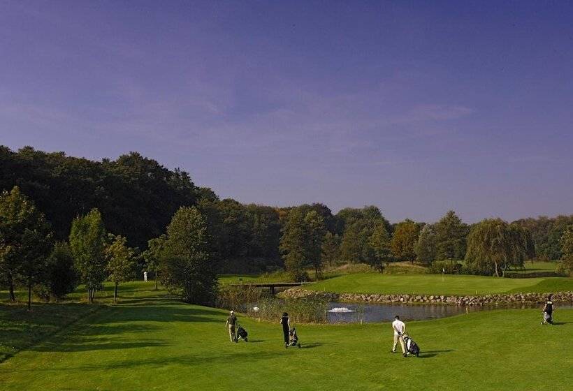 فندق Schloss Ludersburg Golf & Spa