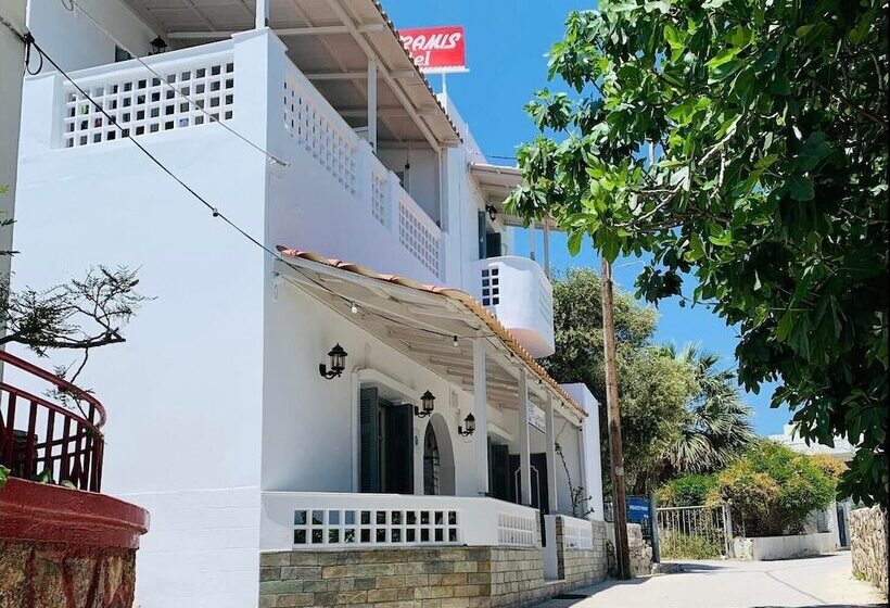 ホテル Semiramis Guesthouse