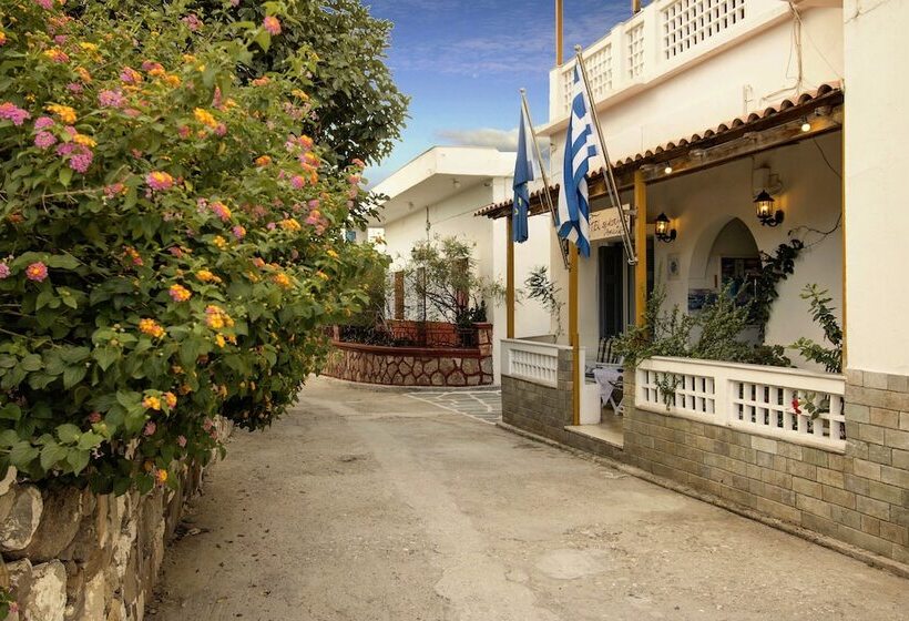 ホテル Semiramis Guesthouse