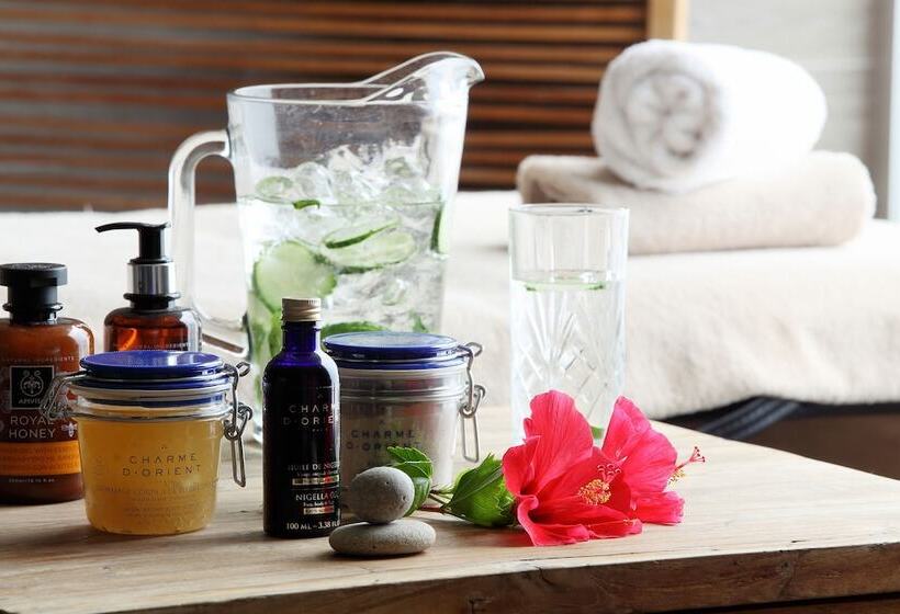 Sikyon Coast Hotel And Resort