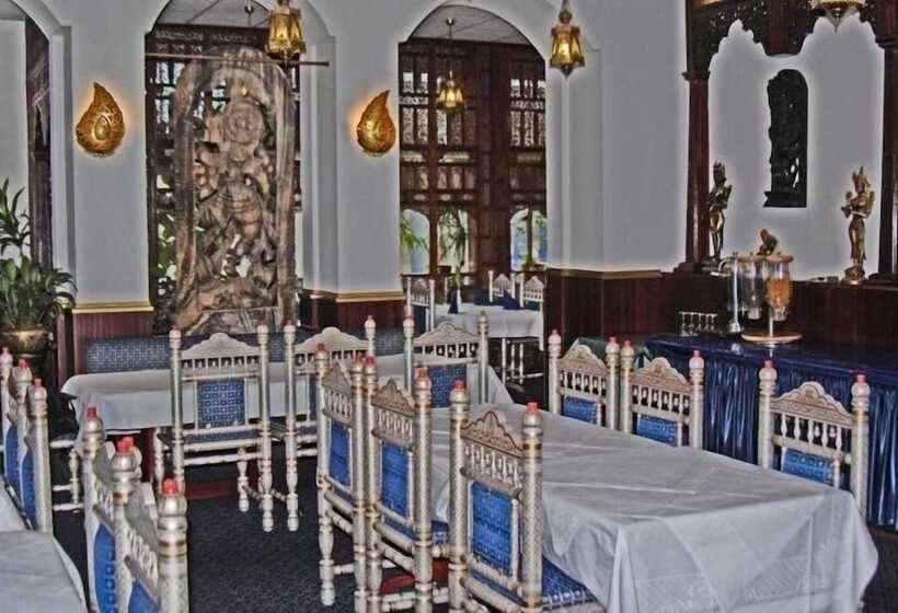 Отель Starkenburger Hof