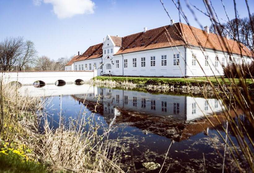 Отель Store Restrup Slots