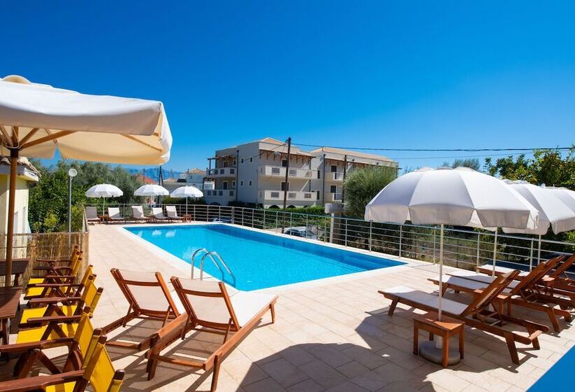 בית מלון כפרי Summertime Inn