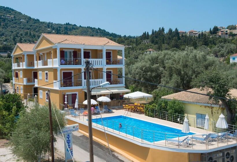 בית מלון כפרי Summertime Inn