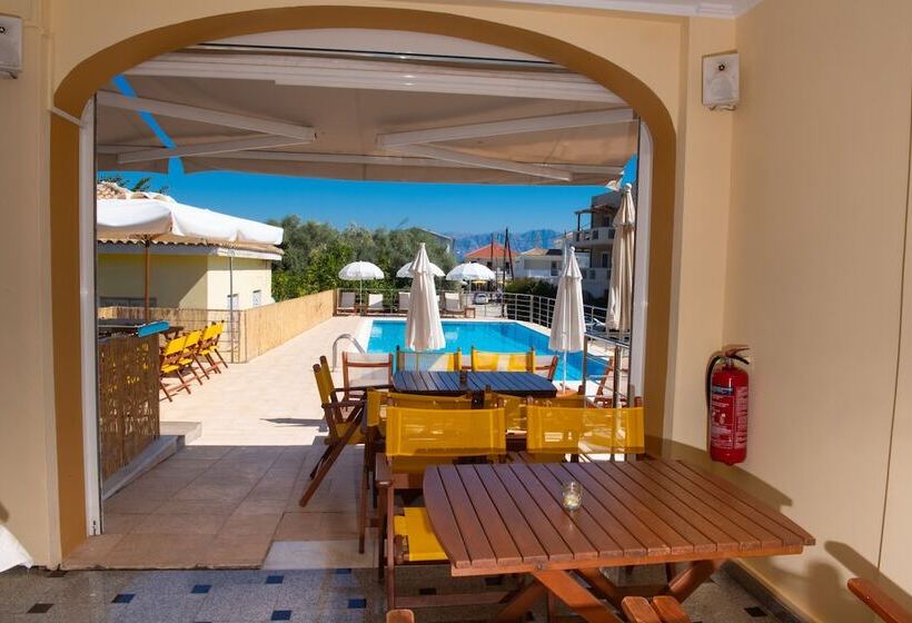 בית מלון כפרי Summertime Inn