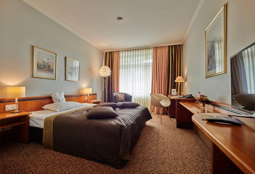 Tandreas Hotel & Restaurant