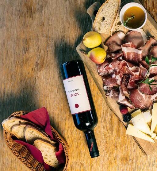 فندق Tenuta Pianirossi