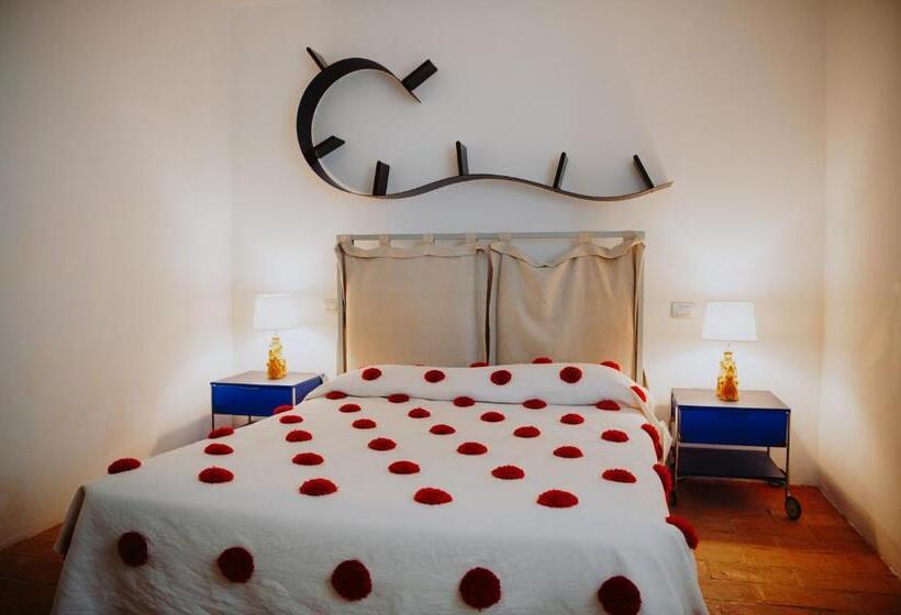 فندق Tenuta Pianirossi