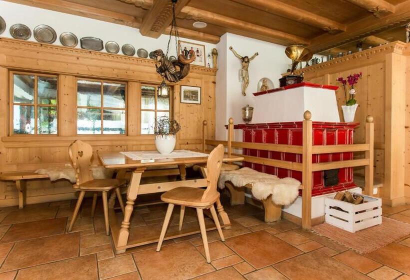 בית מלון כפרי Tenz 2025