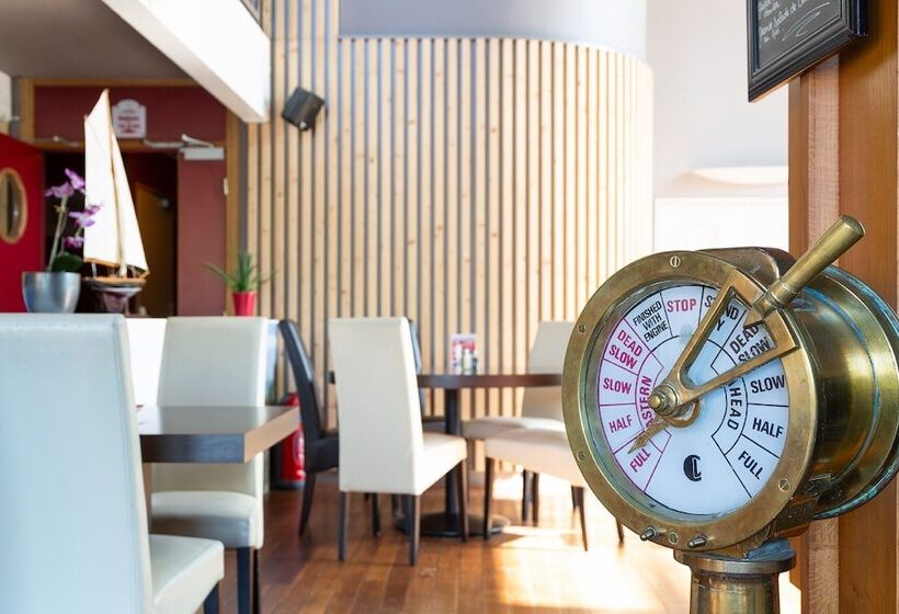 Отель The Originals City, Hôtel Le Sextant, Toulouse Sud