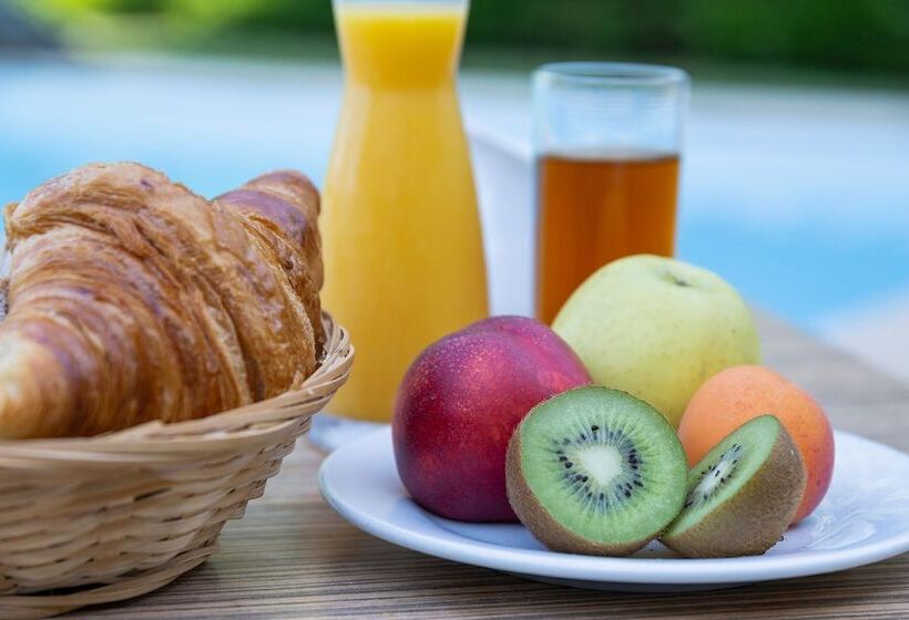 Отель The Originals City, Hôtel Le Sextant, Toulouse Sud