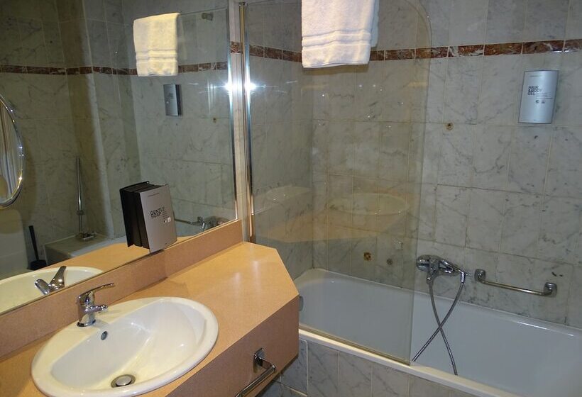 בית מלון כפרי Sleep & Go Brussels South