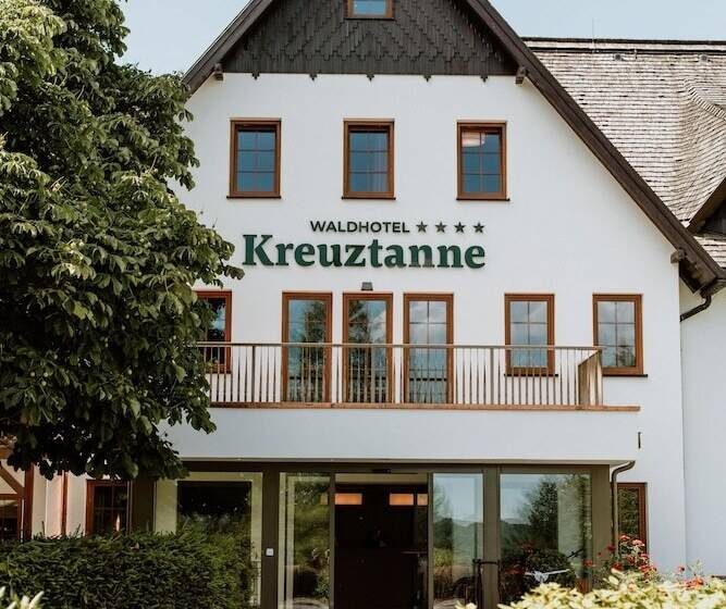 Waldhotel Kreuztanne