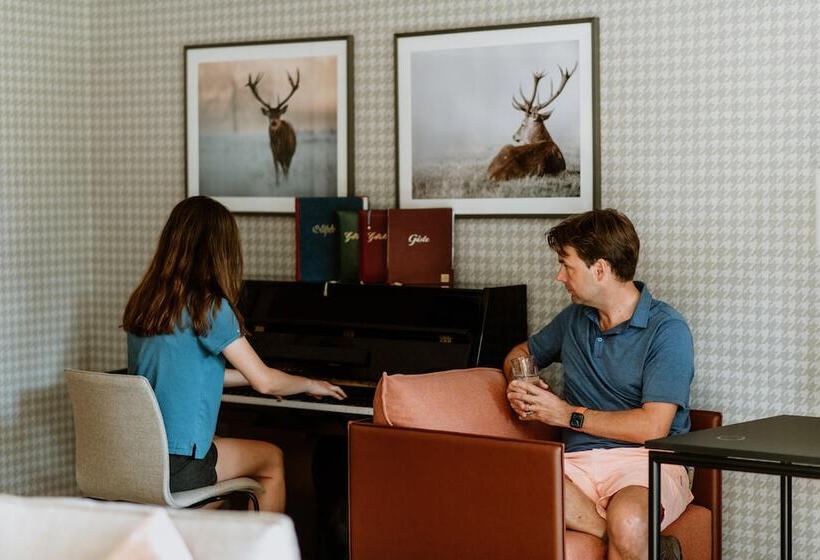 Waldhotel Kreuztanne