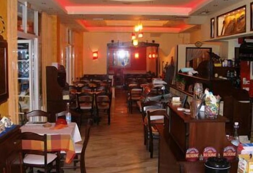 호텔 White Rose Beach