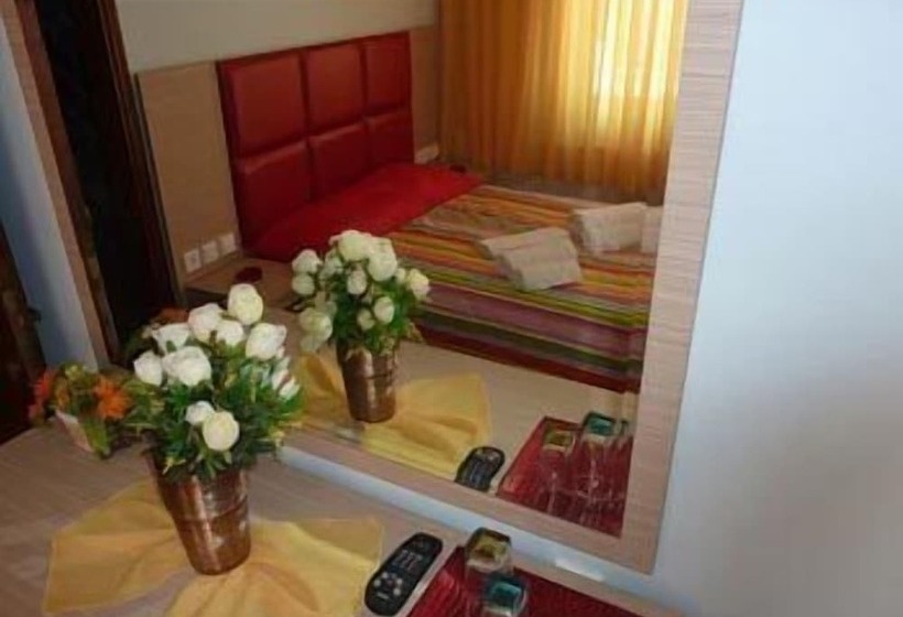 호텔 White Rose Beach