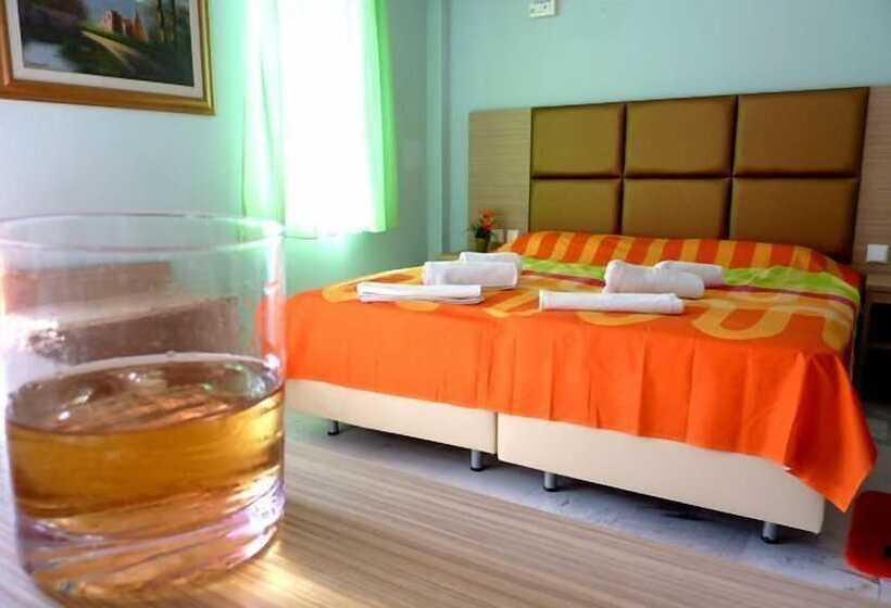 호텔 White Rose Beach