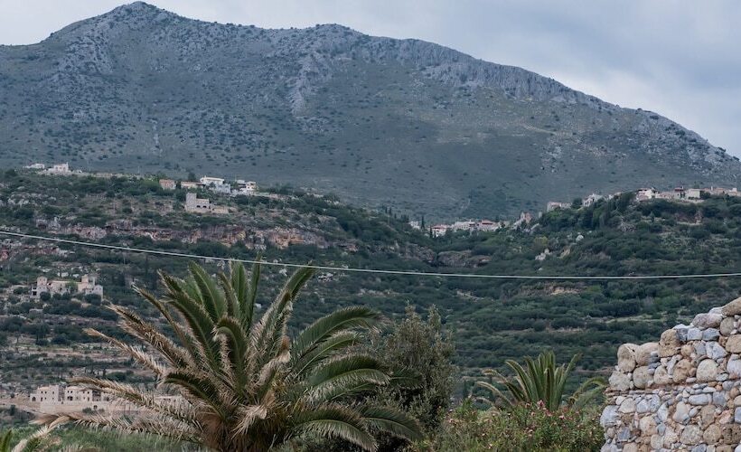 בית מלון כפרי Xemoni