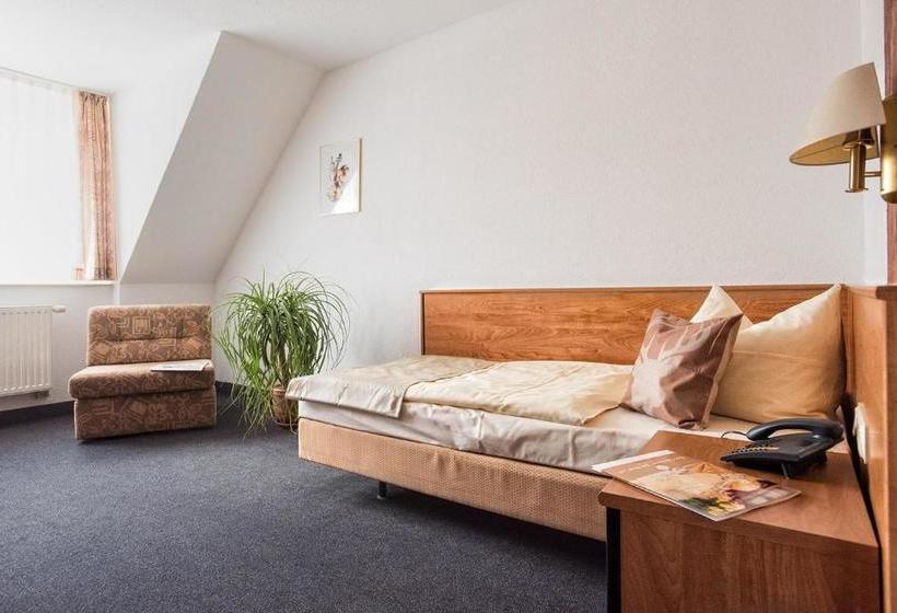 ホテル & Restaurant Zum Hirsch