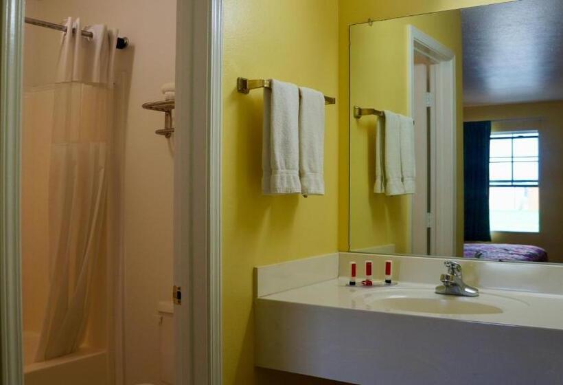 מוטל American Inn Of Kinder