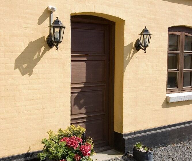 Munkebjerg Bed & Breakfast