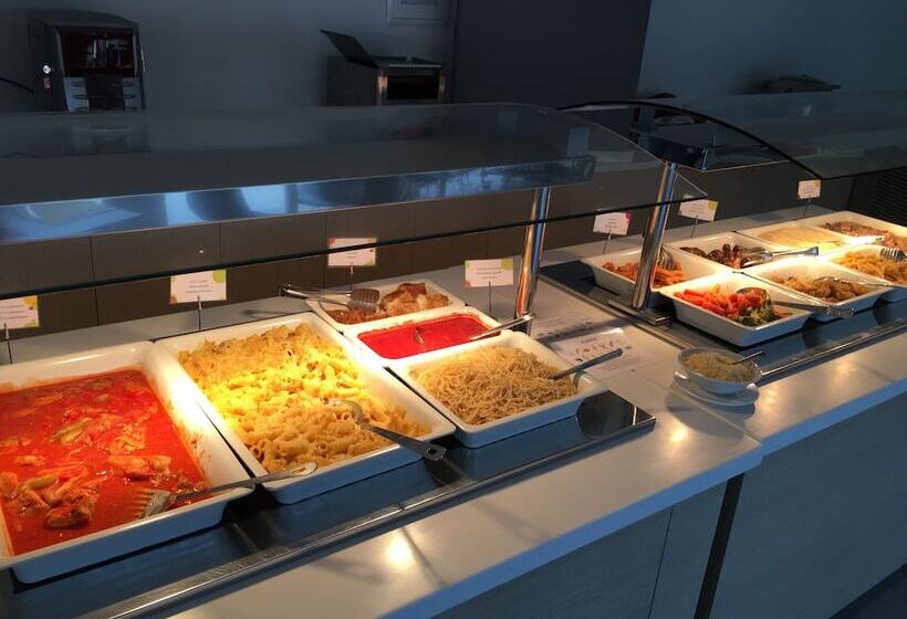 Nasos Hotel & Resort