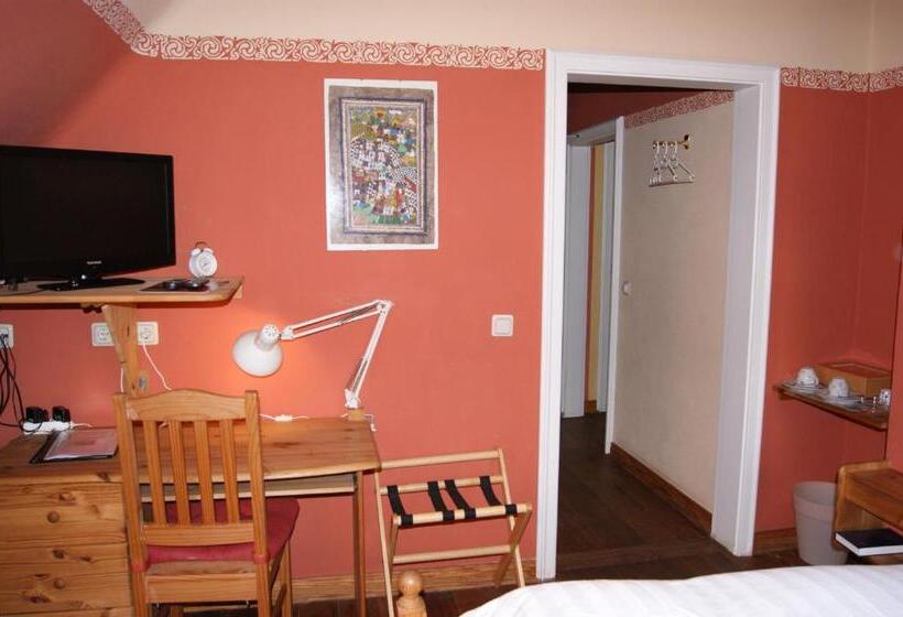 Пансион Gastehaus  Alte Backerei  Kaffeehaus