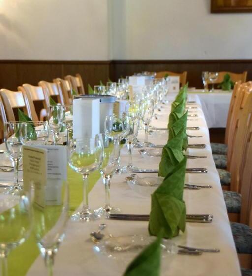 پانسیون Gasthof Waldesruh