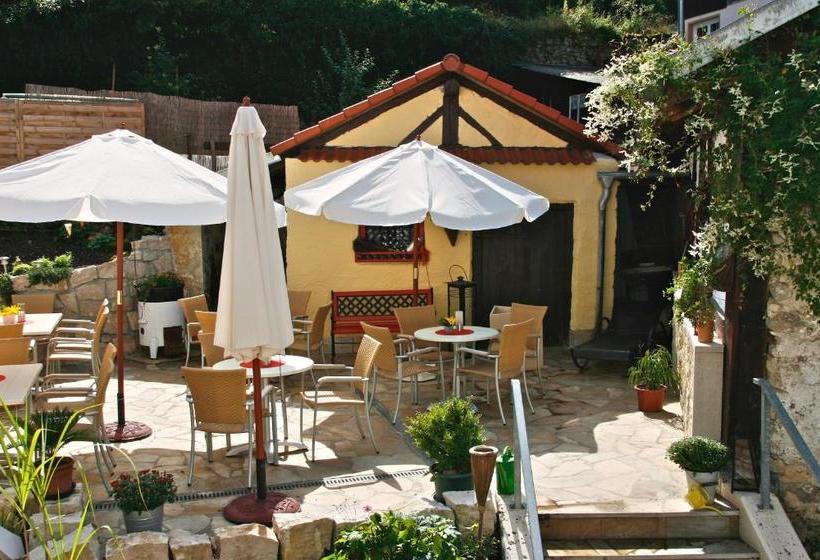 بنسيون Gasthof Zum Brunnen