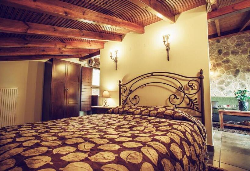 פנסיון Militsa Guesthouse