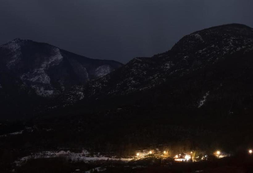 פנסיון Militsa Guesthouse