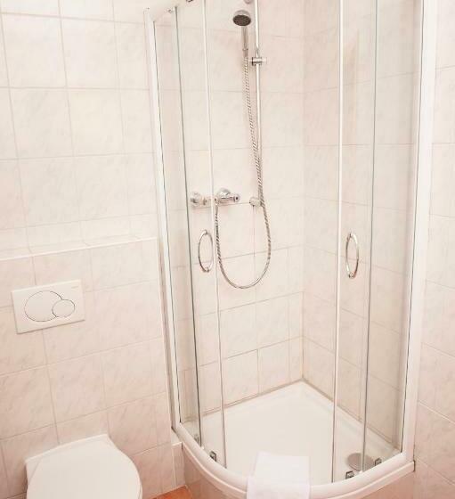 펜션 Neubert`s Gasthaus Am Rhein