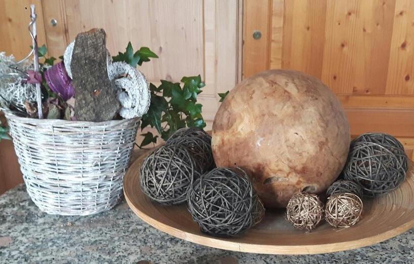 펜션 Restaurant Kreuzhuber