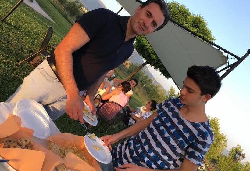 إقامة Agriturismo Le Rondini Di Francesco Di Assisi