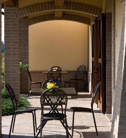 إقامة Agriturismo Le Rondini Di Francesco Di Assisi